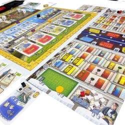 Componentes Juego de Mesa Gran Hotel Austria