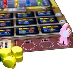 Tablero, Meeple de Sandra y fichas de juego de tablero Bot Factory de Maldito Games un juego de estrategia